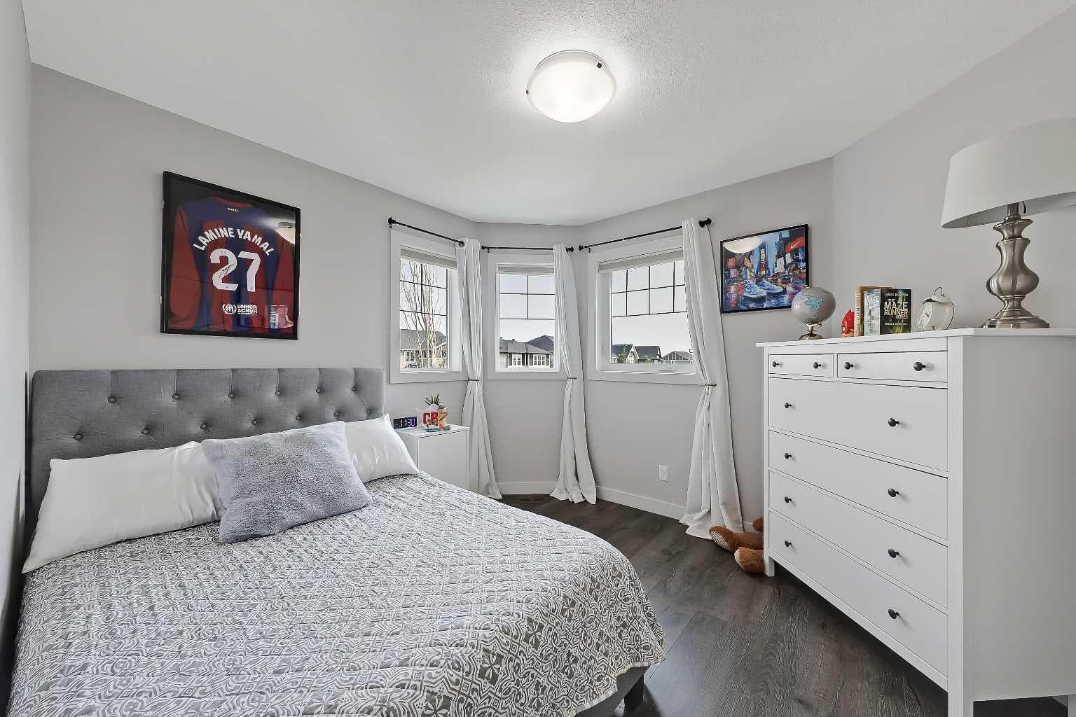 268 Rainbow Falls Way 