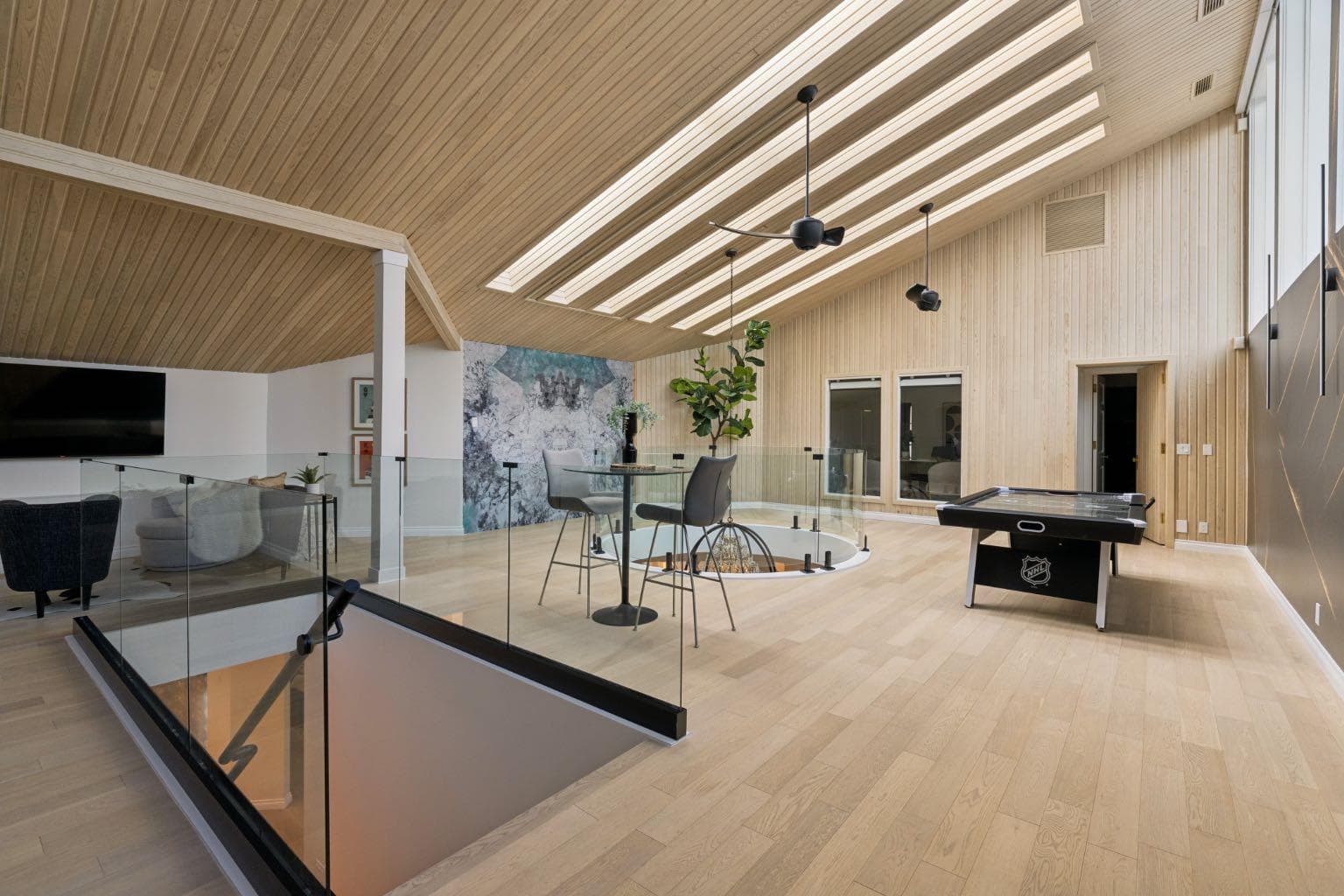 79 Bel-Aire Place SW