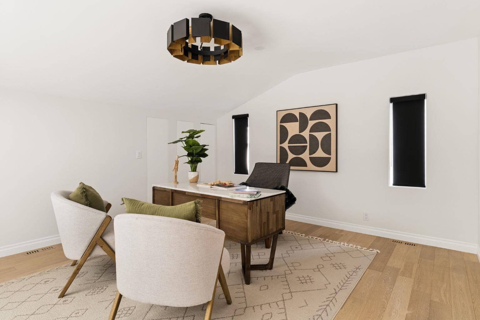 79 Bel-Aire Place SW