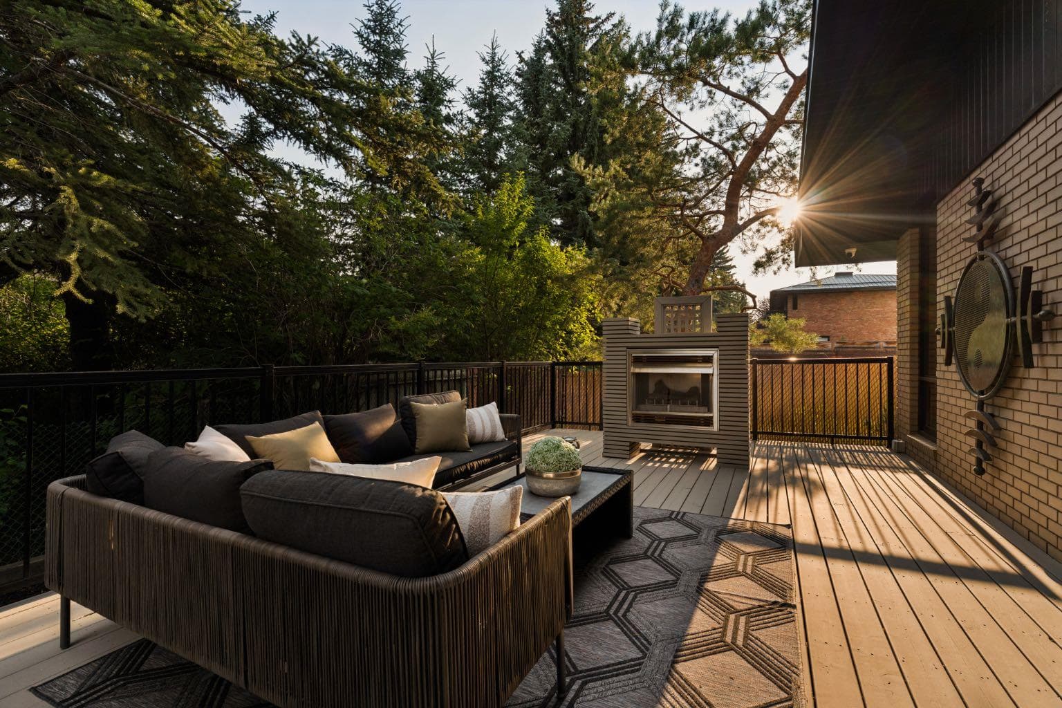 79 Bel-Aire Place SW