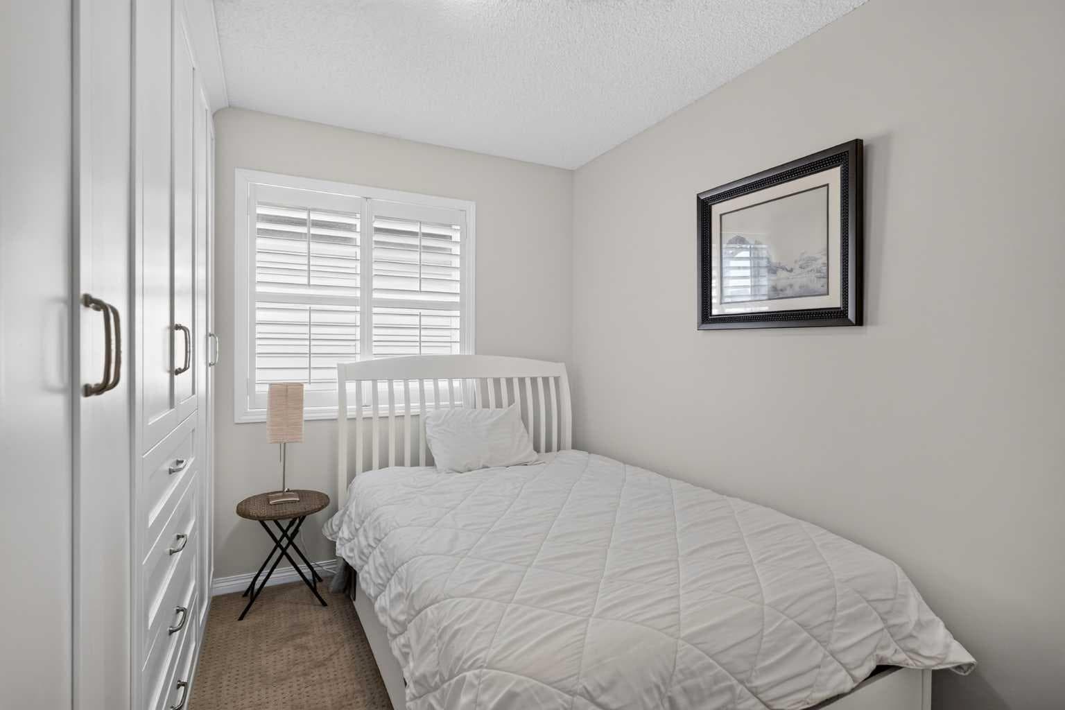 121 Rockyspring Terrace NW