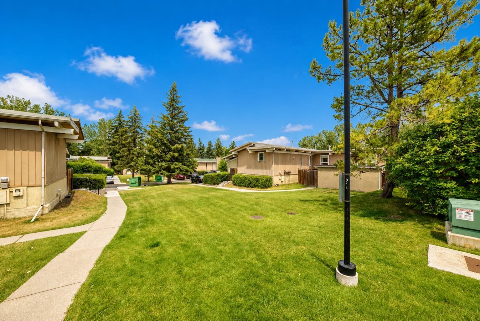 403, 11010 Bonaventure Drive SE