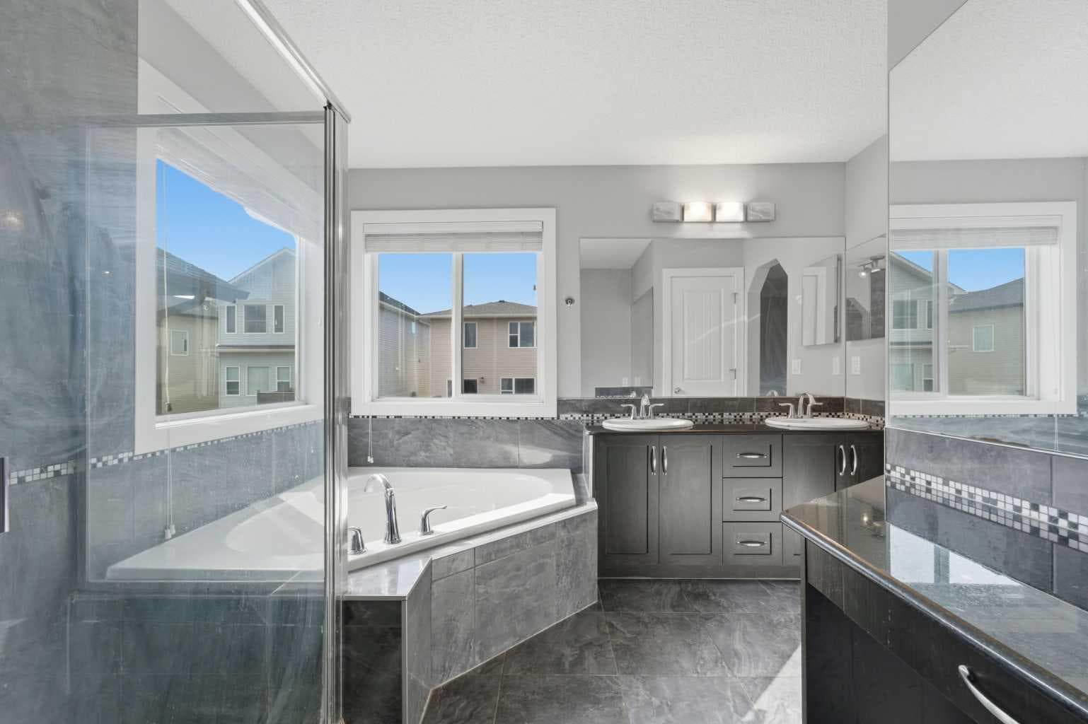 174 Morningside Circle SW