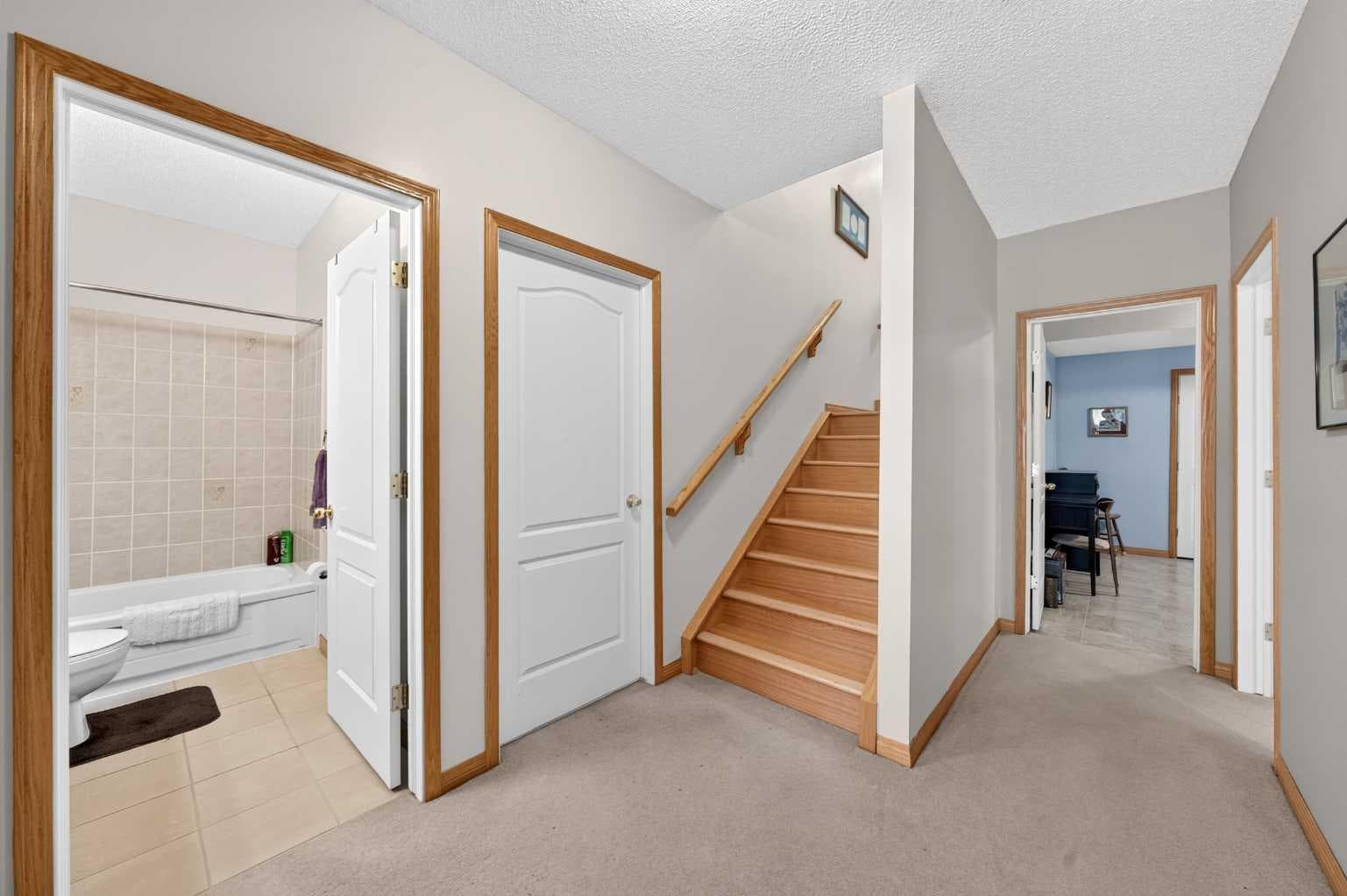 37 Scimitar Heath NW
