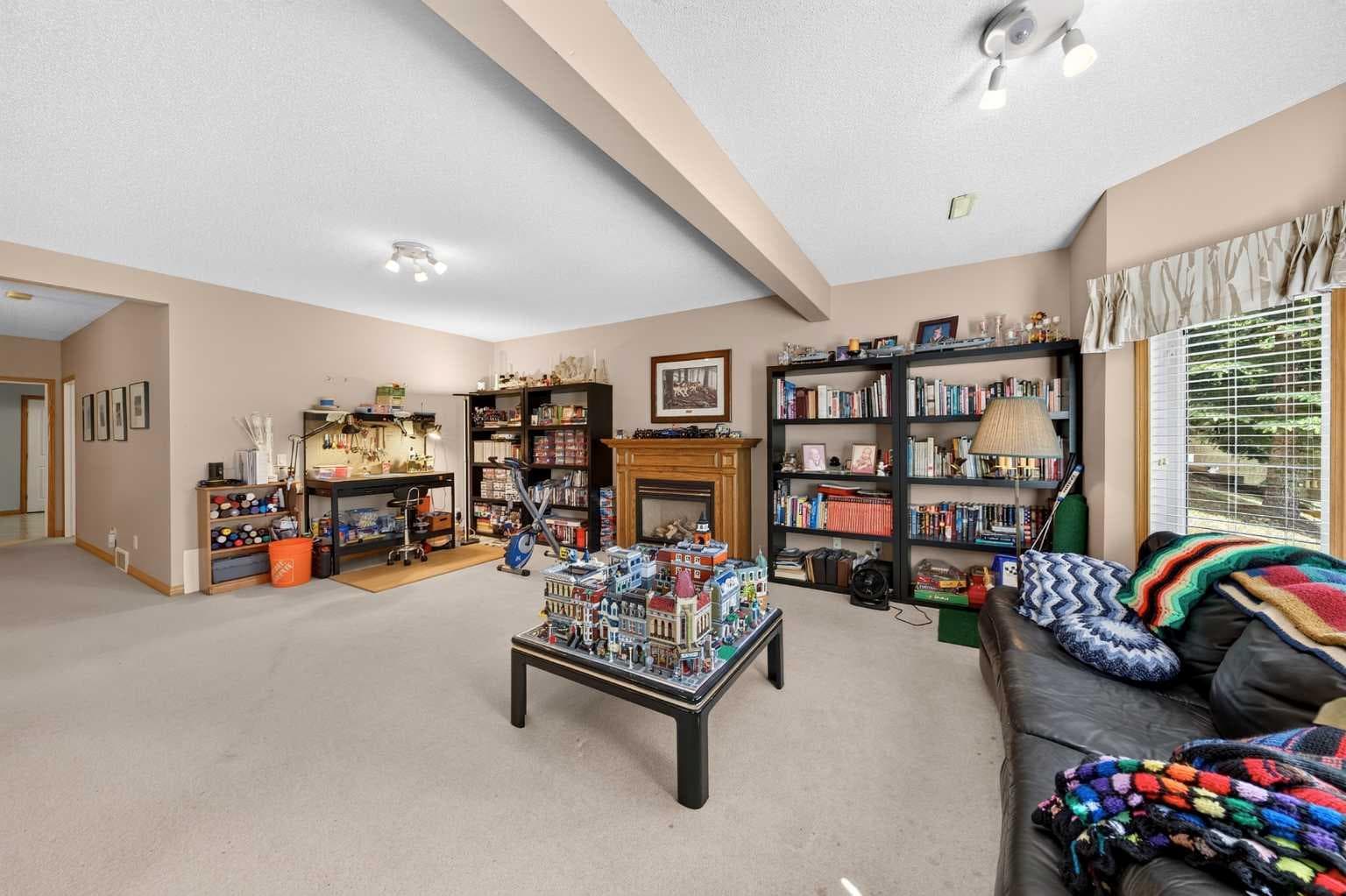 37 Scimitar Heath NW