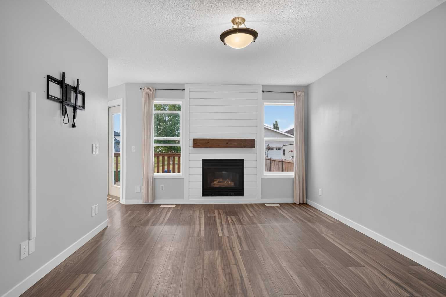 56 Silver Creek Boulevard 