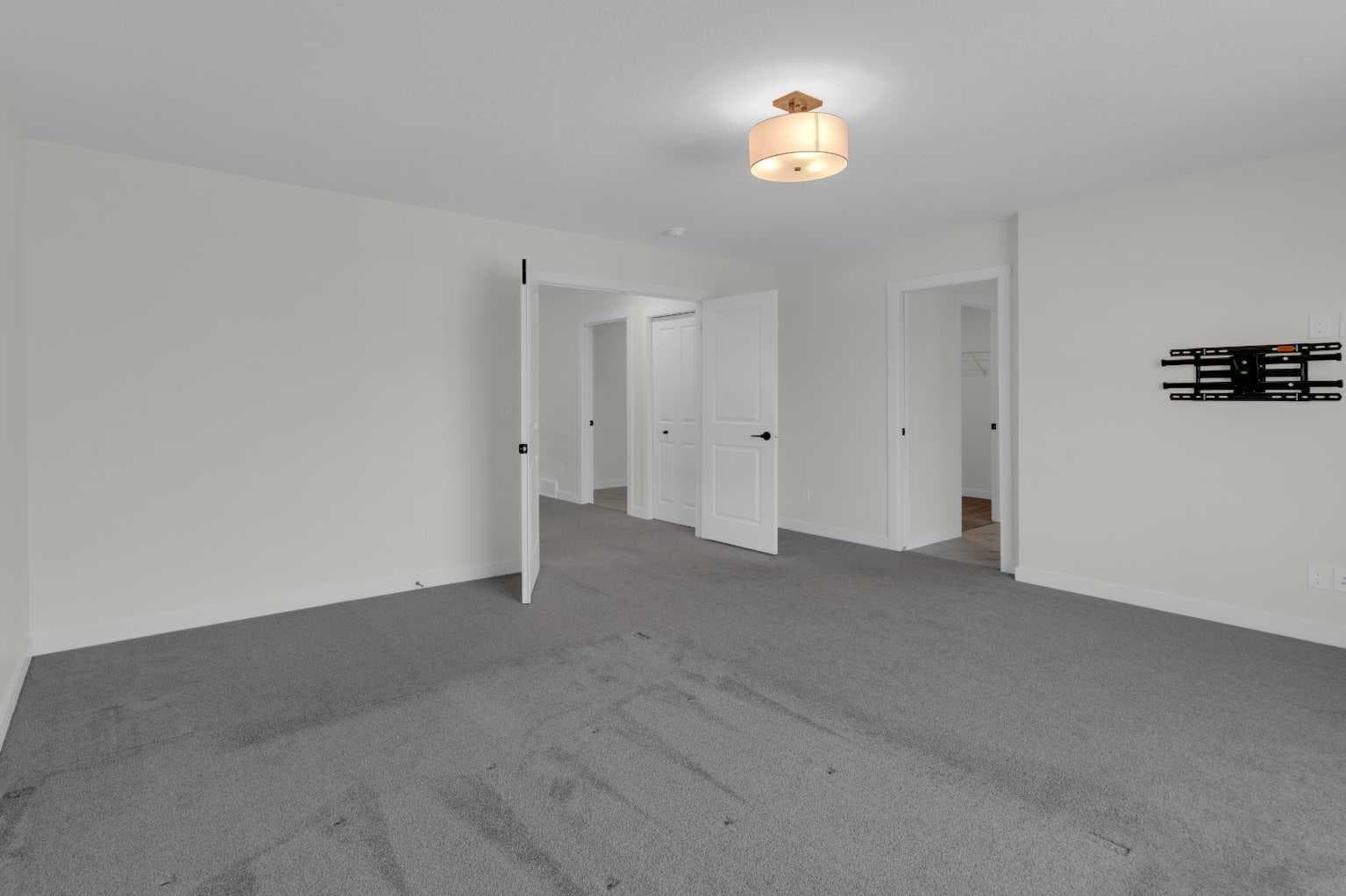541 Baywater Manor SW