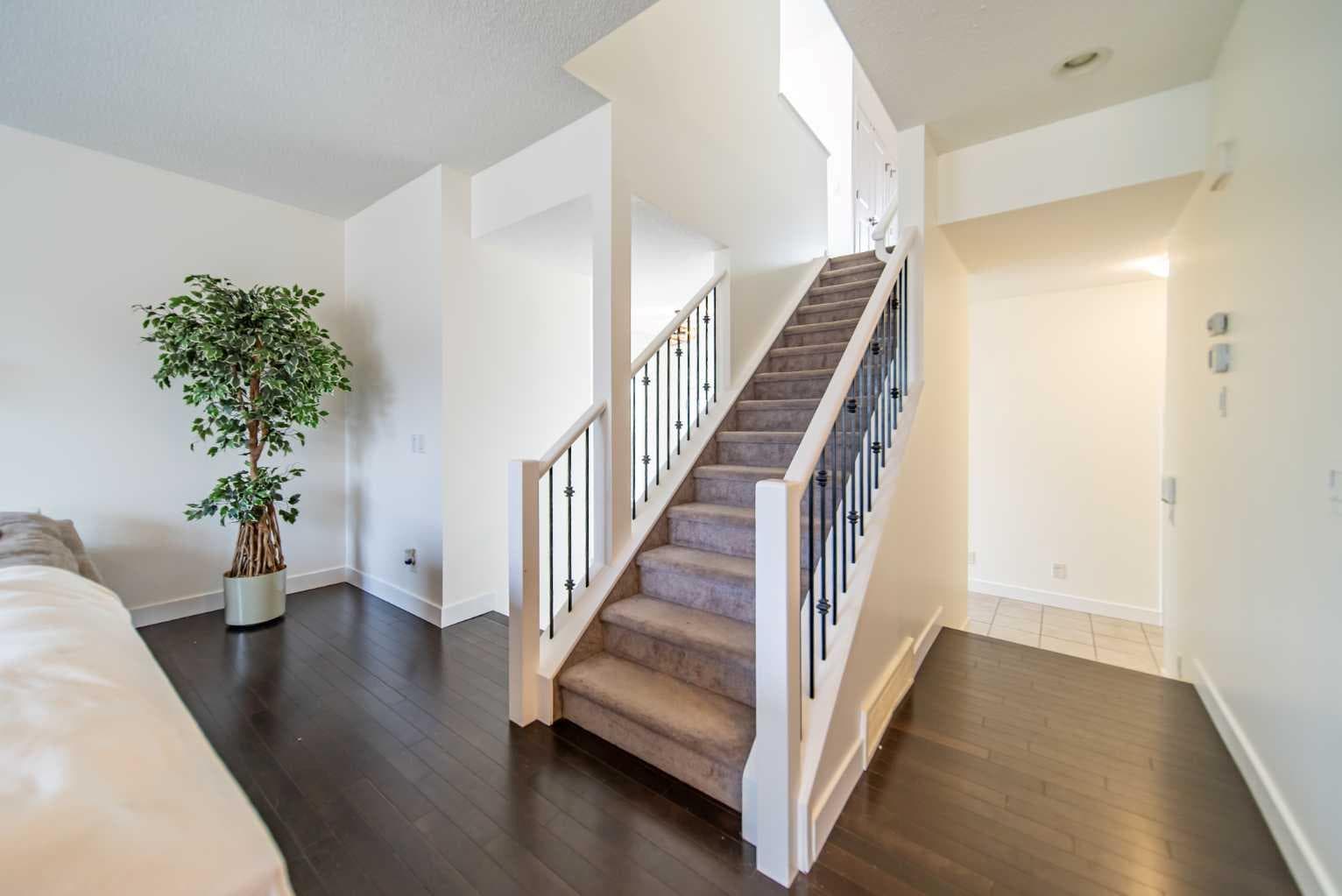 83 Auburn Glen Lane SE