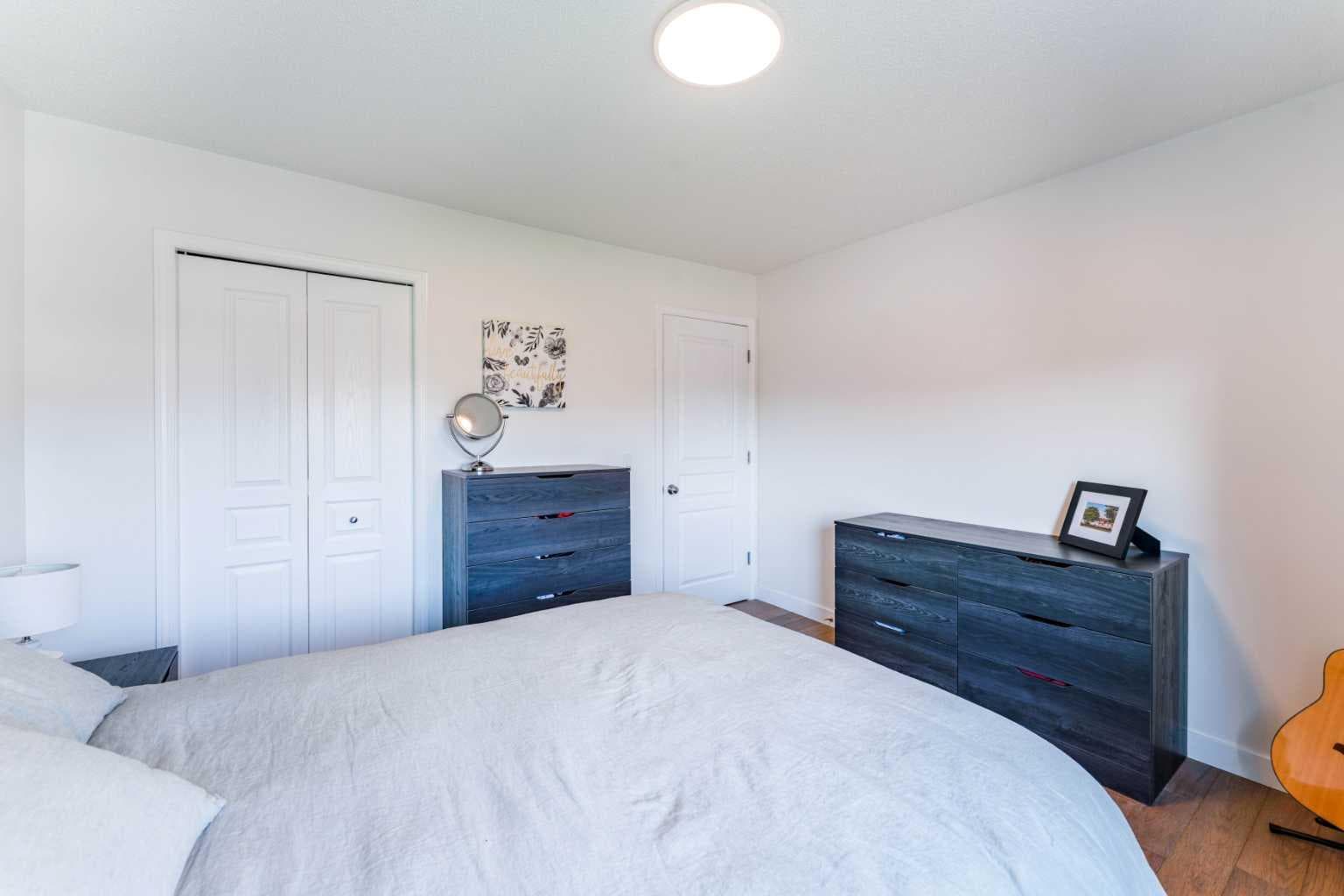 240 Willowmere Close 