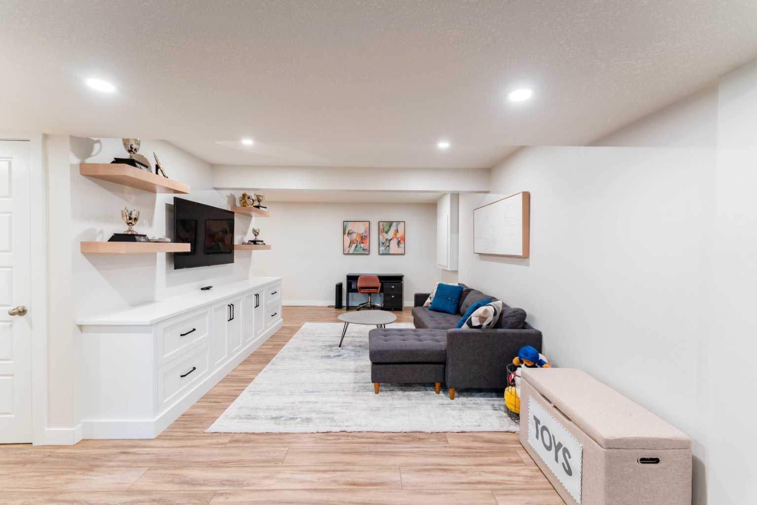 240 Willowmere Close 