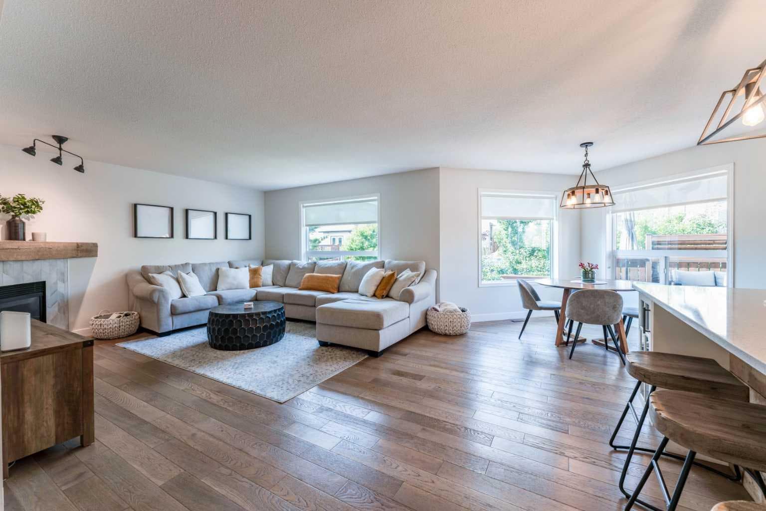 240 Willowmere Close 