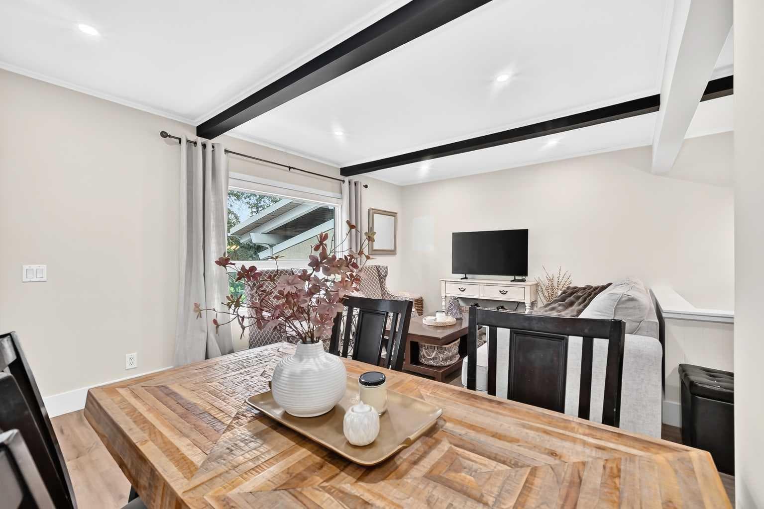 1702, 11010 Bonaventure Drive SE