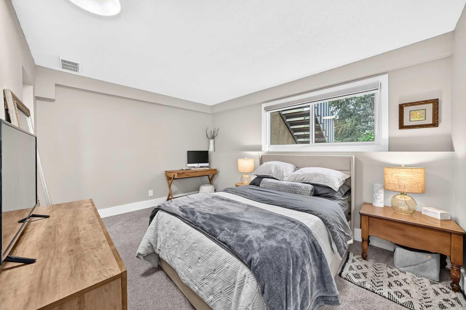 1702, 11010 Bonaventure Drive SE