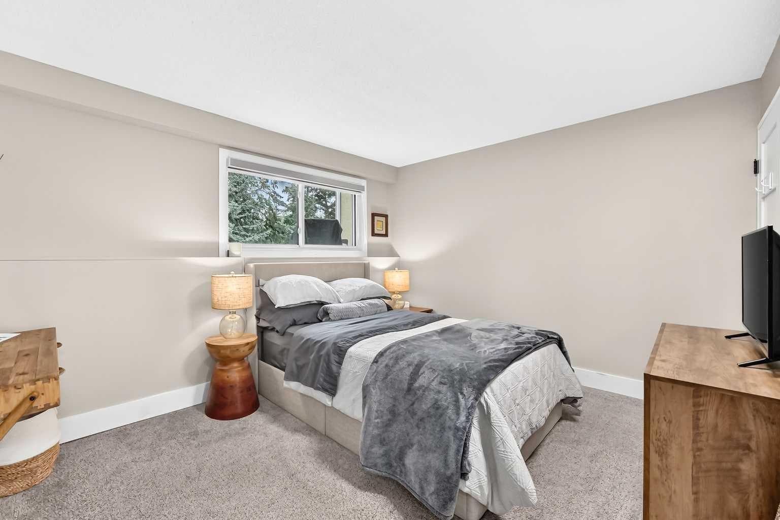1702, 11010 Bonaventure Drive SE