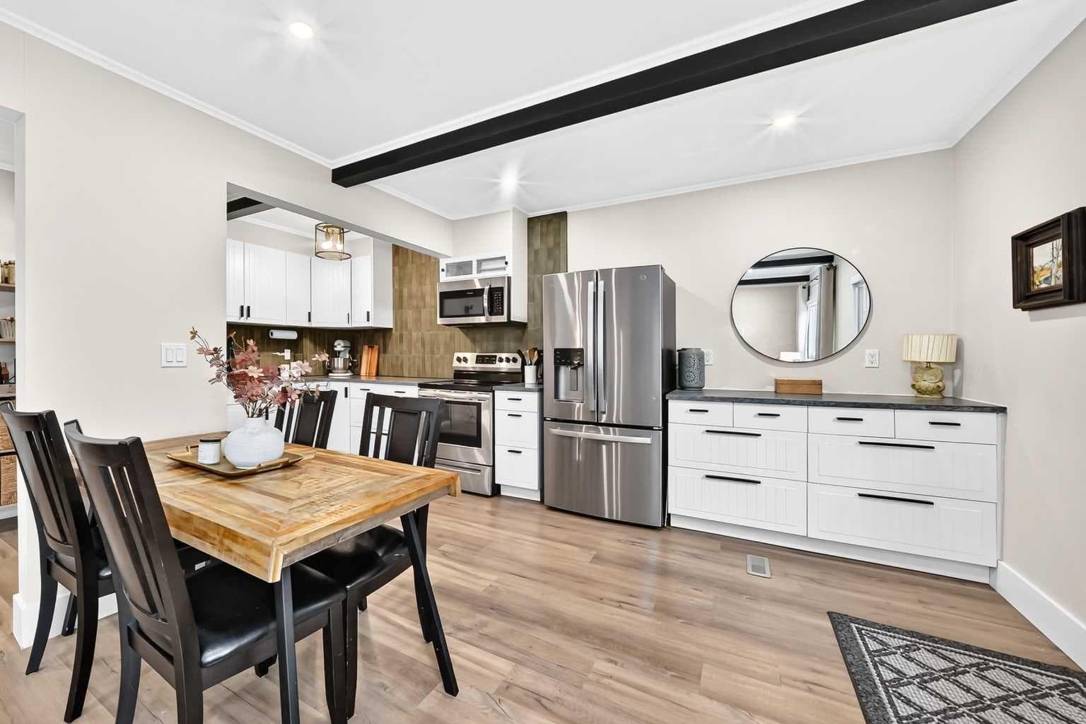 1702, 11010 Bonaventure Drive SE