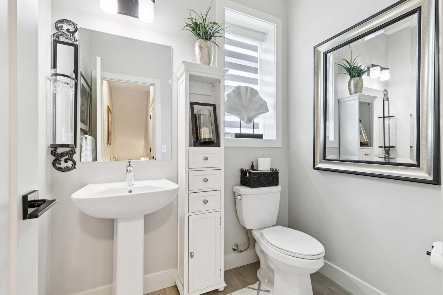 17 Royal Elm Green NW