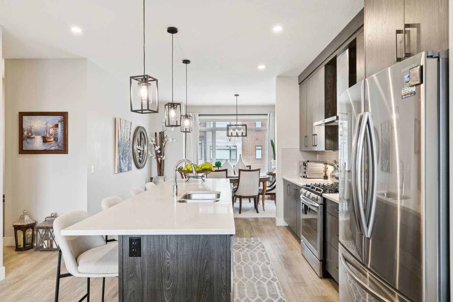 17 Royal Elm Green NW