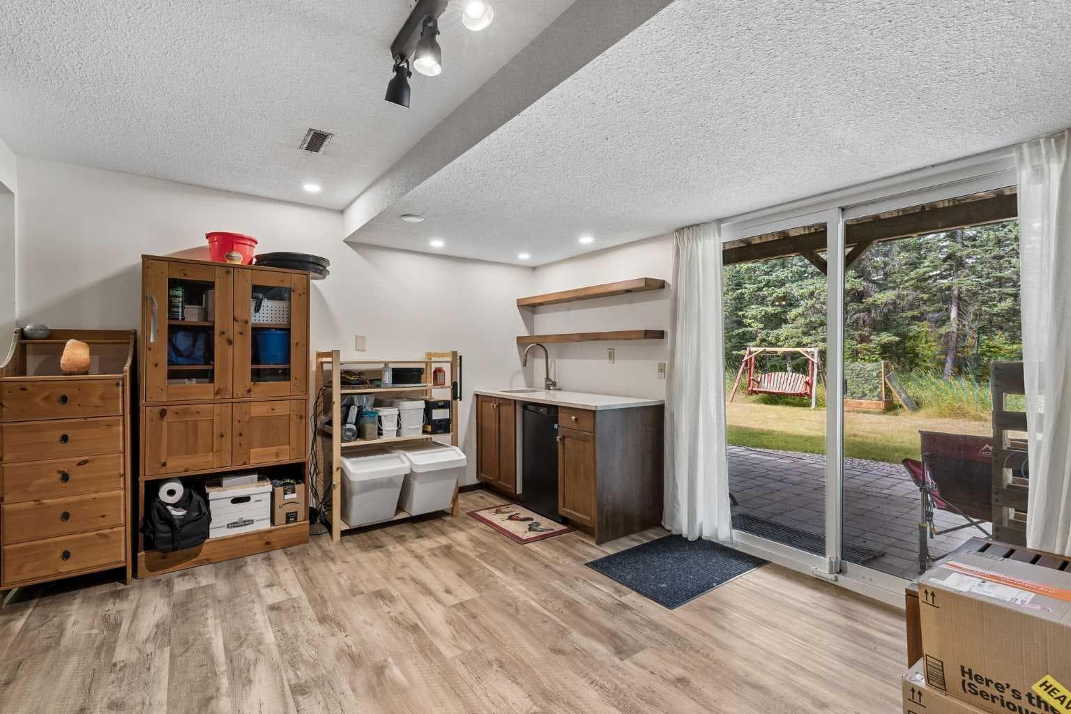 73 Wolf Drive 