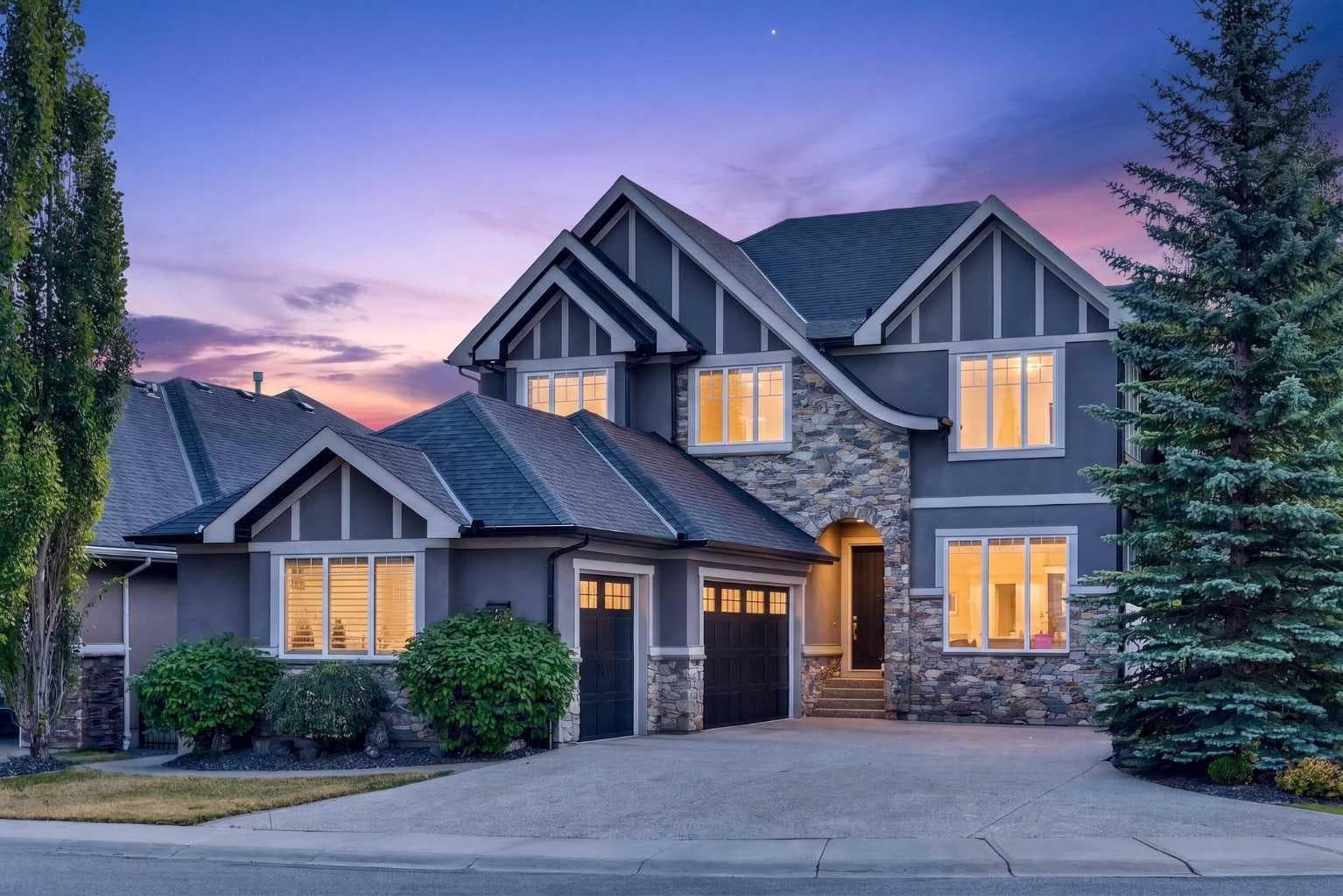 4 Aspen Cliff Close SW