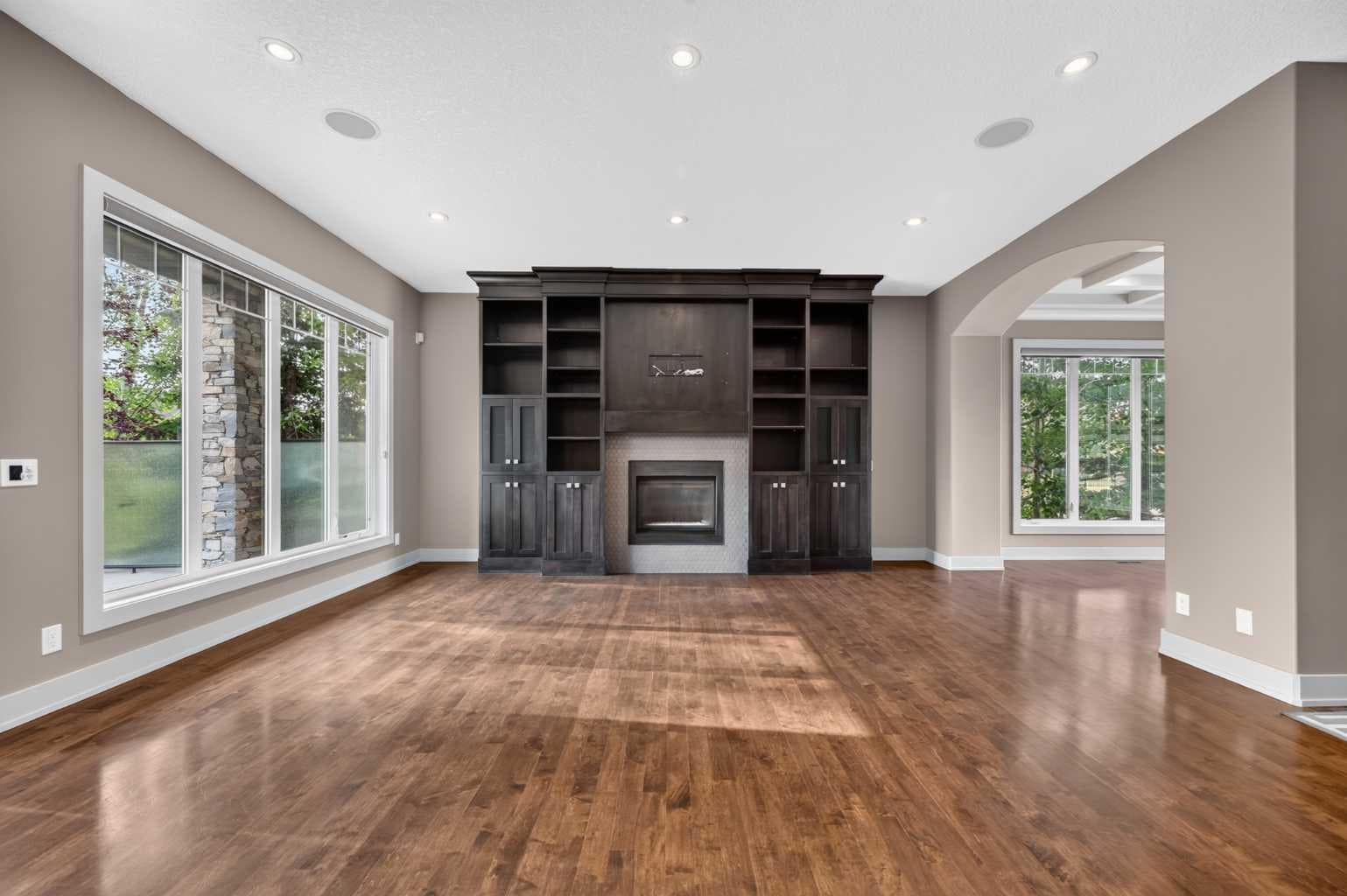 4 Aspen Cliff Close SW