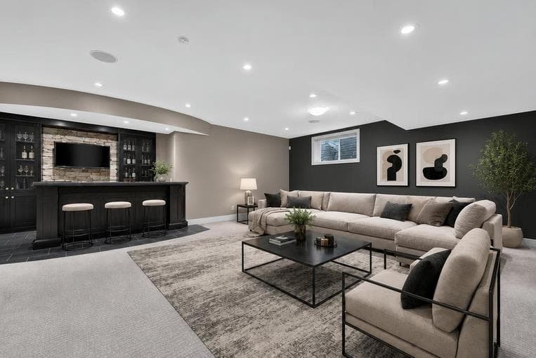 4 Aspen Cliff Close SW
