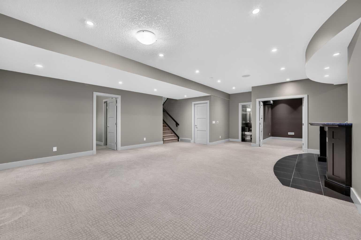 4 Aspen Cliff Close SW