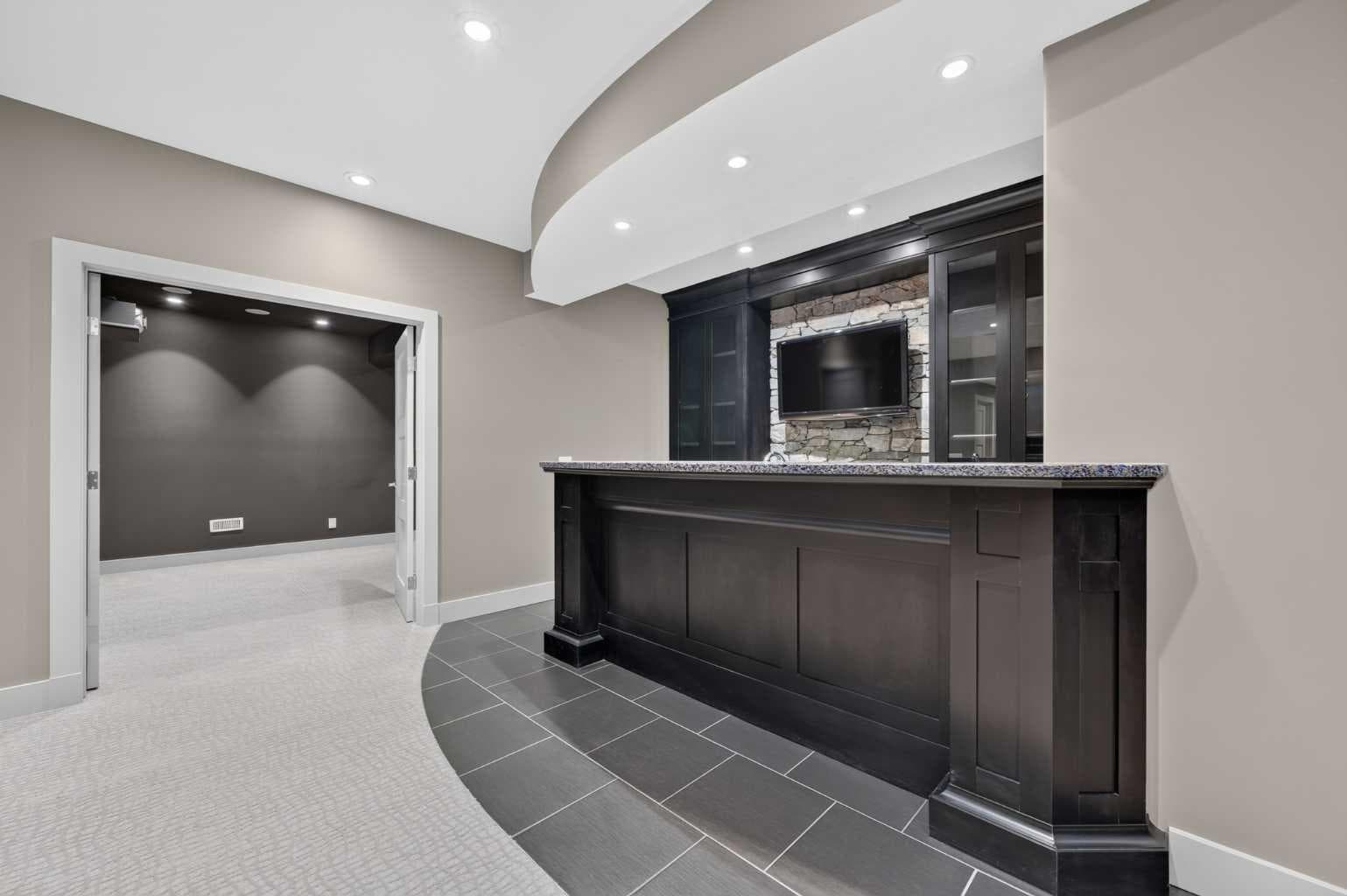 4 Aspen Cliff Close SW