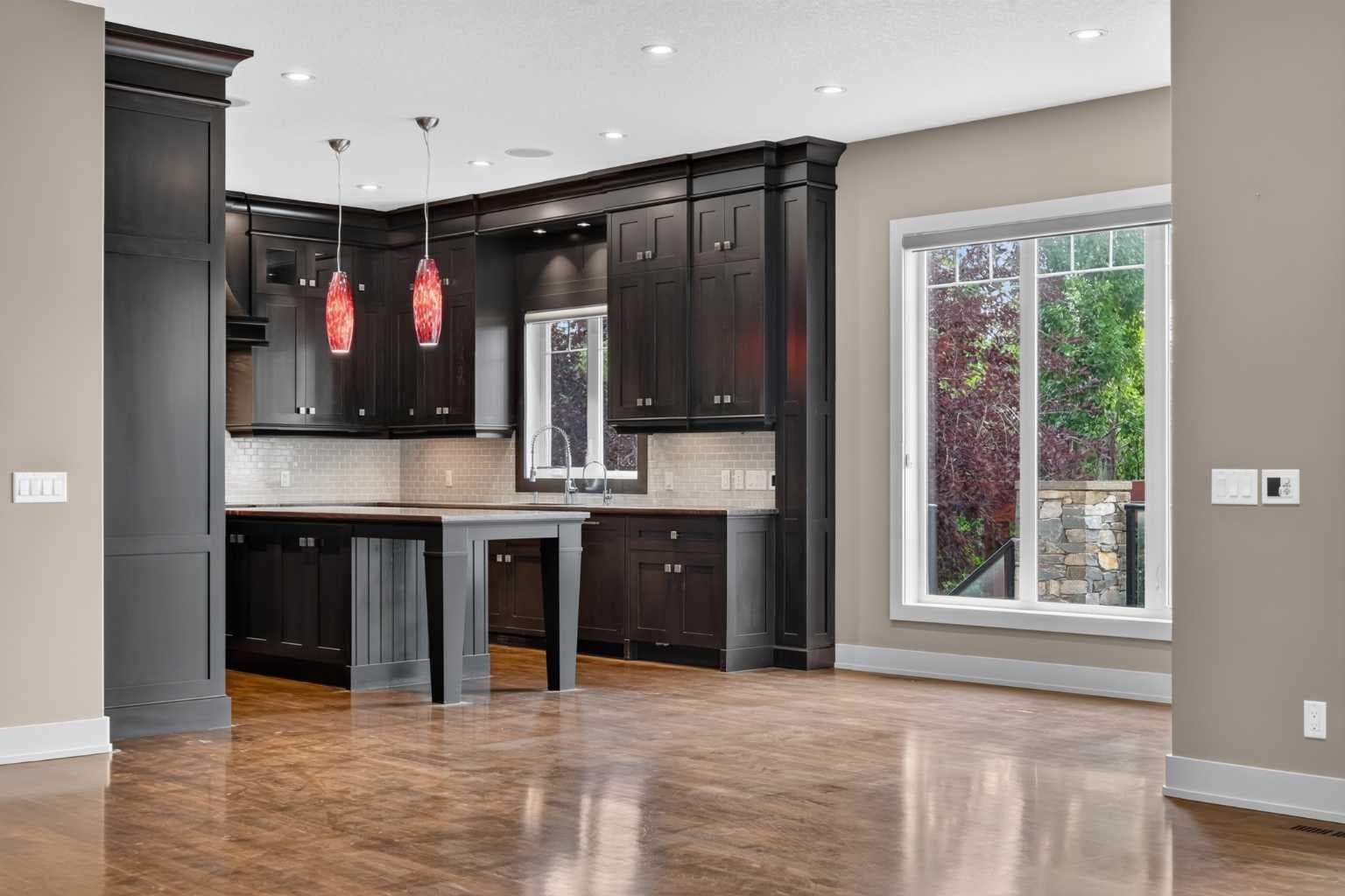 4 Aspen Cliff Close SW