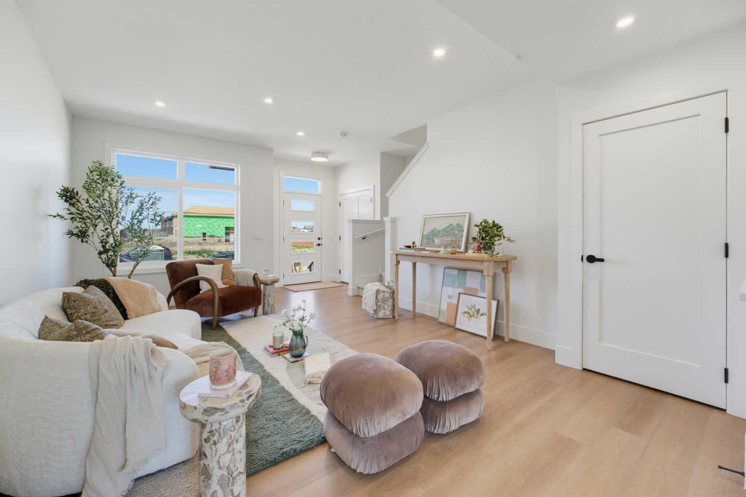 425 Clydesdale Avenue 