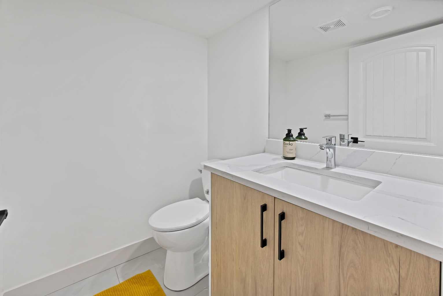 1125 Channelside Drive SW