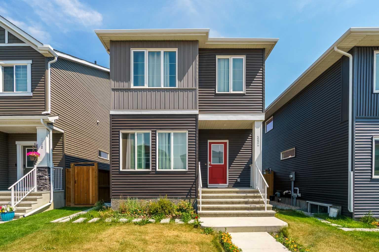 352 Chelsea Passage W