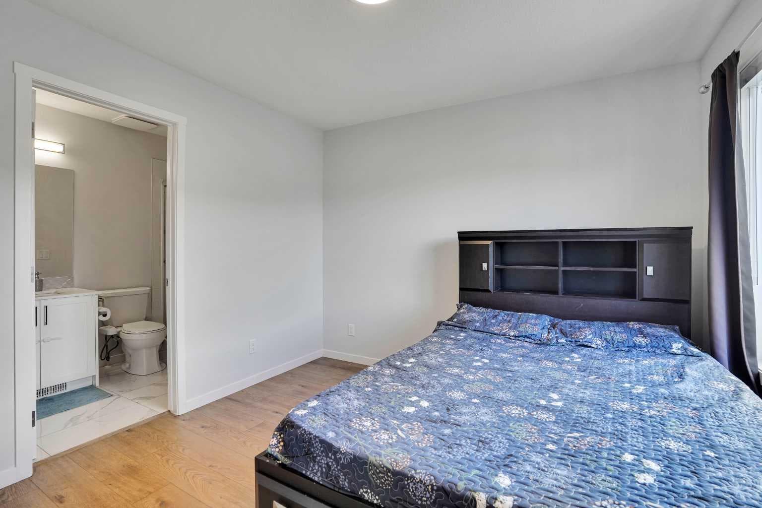 104 Corner Glen Circle NE