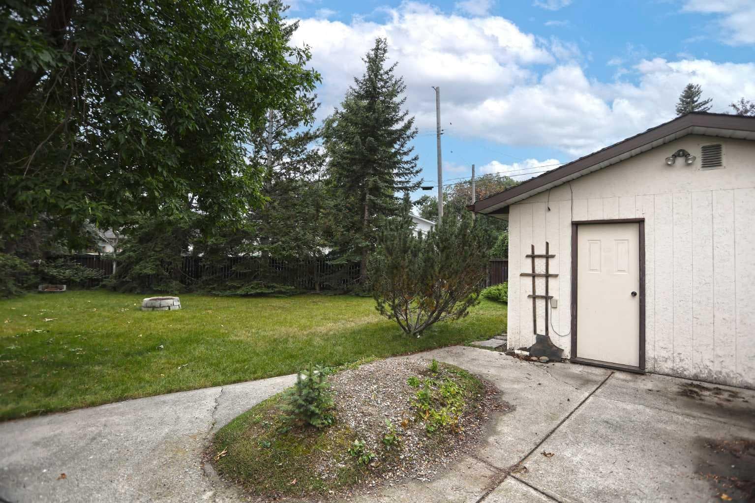 93 Winslow Crescent SW