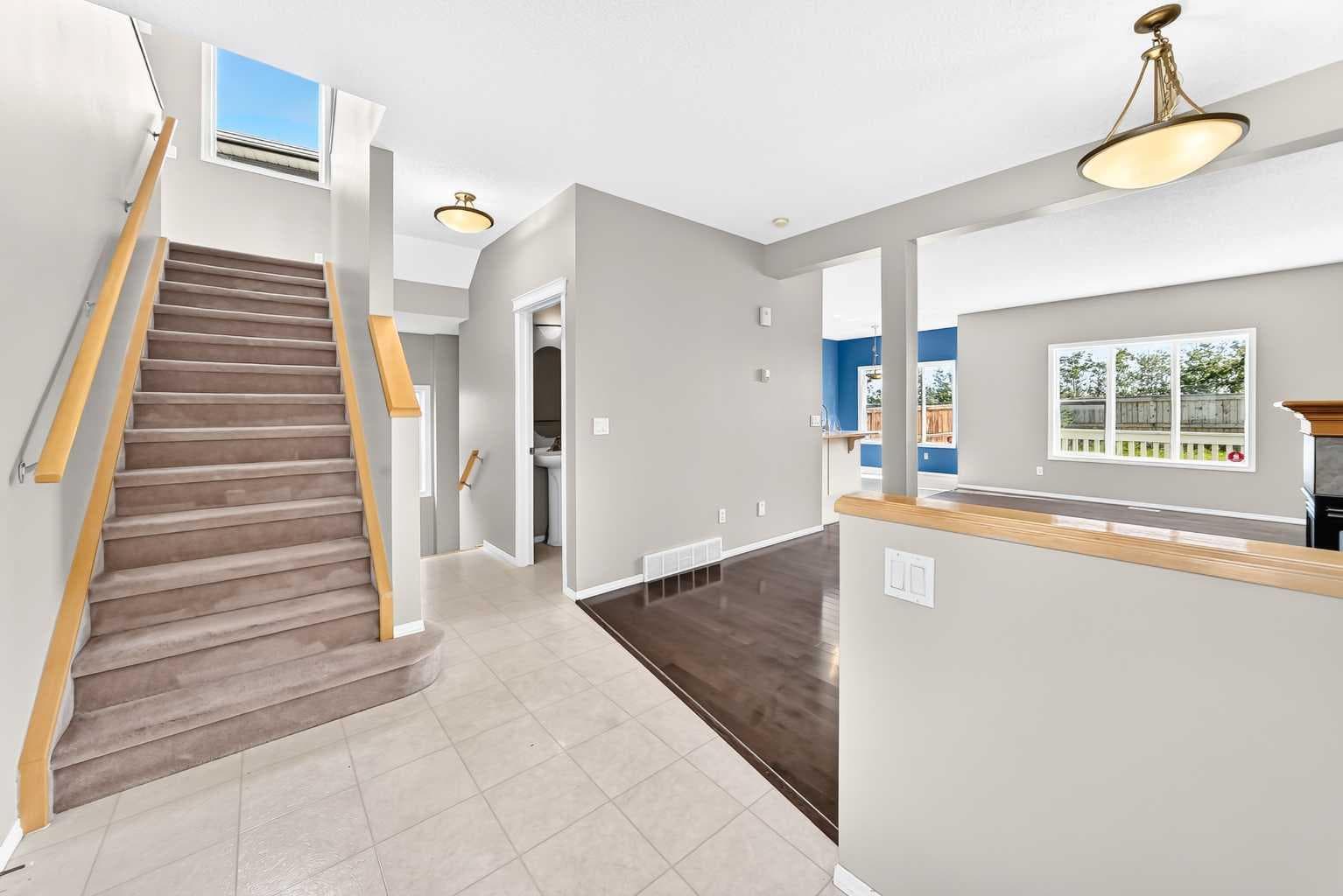 16 Royal Birch Rise NW