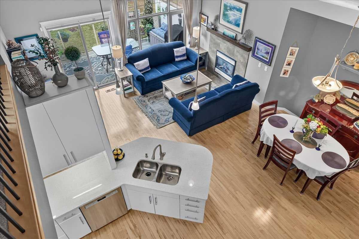 248 Springbank Villas SW