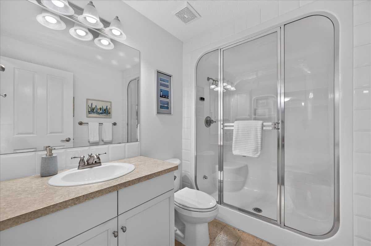 248 Springbank Villas SW
