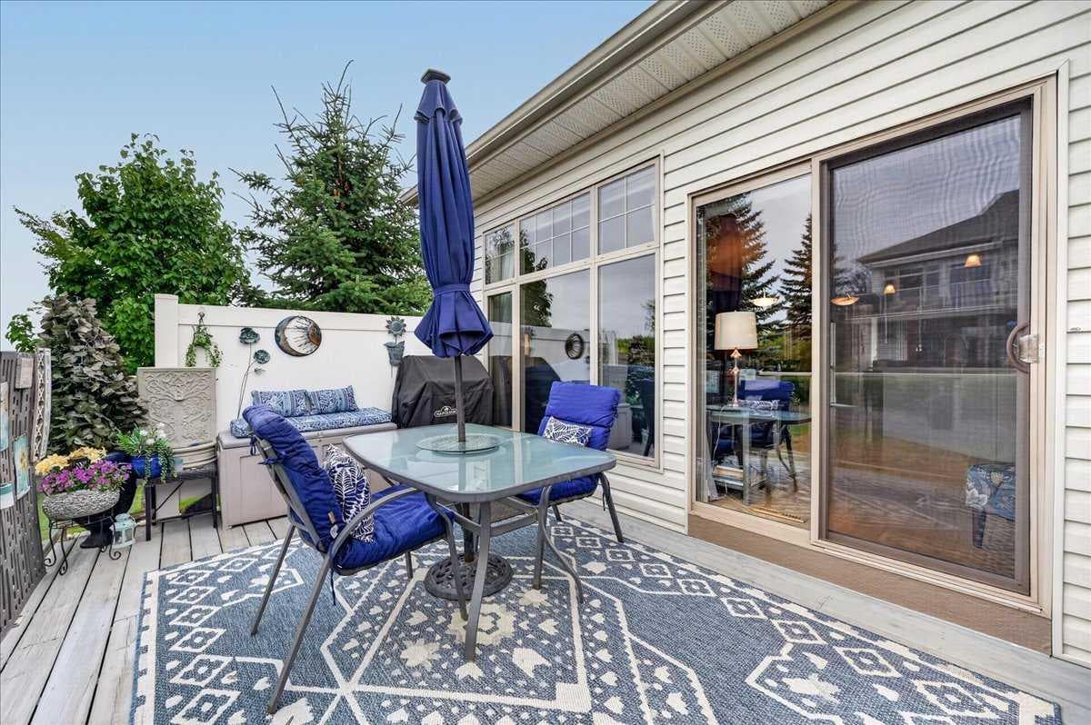248 Springbank Villas SW