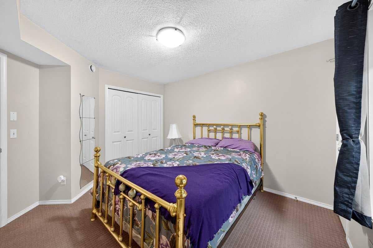 #104, 20 Panatella Landing NW