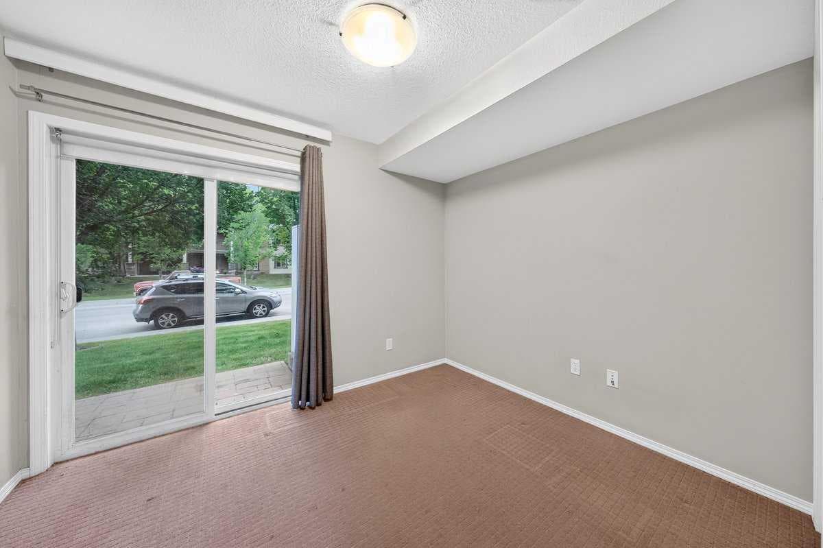 #104, 20 Panatella Landing NW