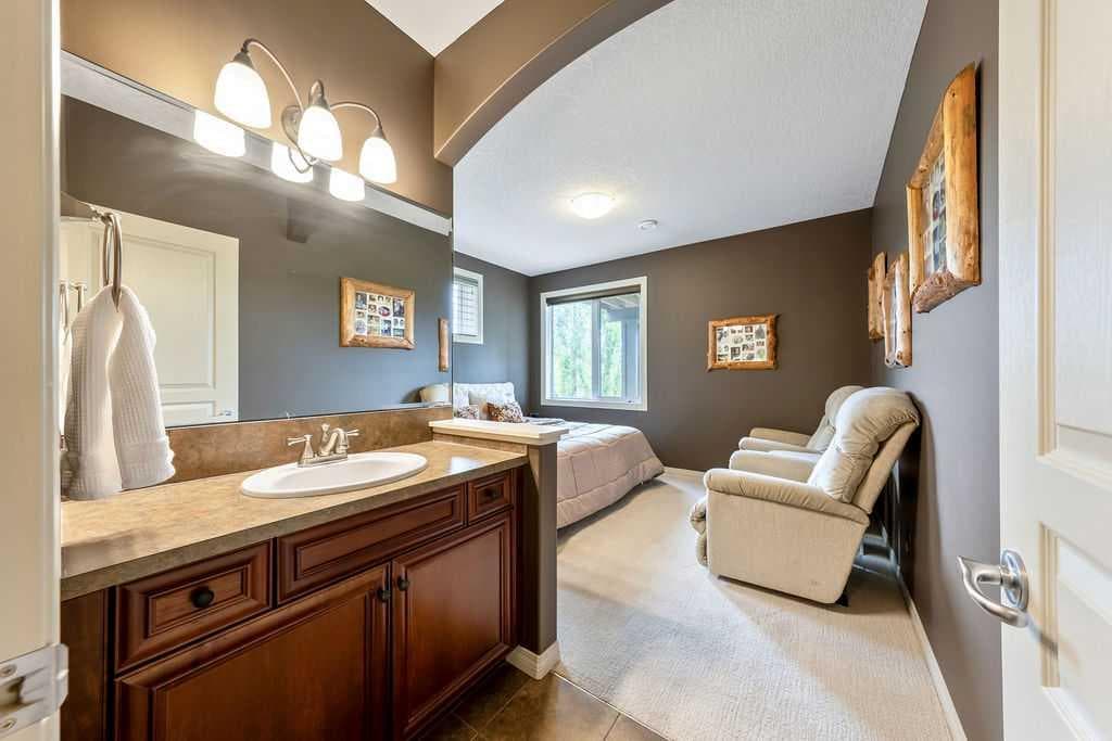 22 Tuscany Estates Crescent NW