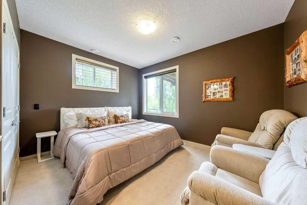 22 Tuscany Estates Crescent NW