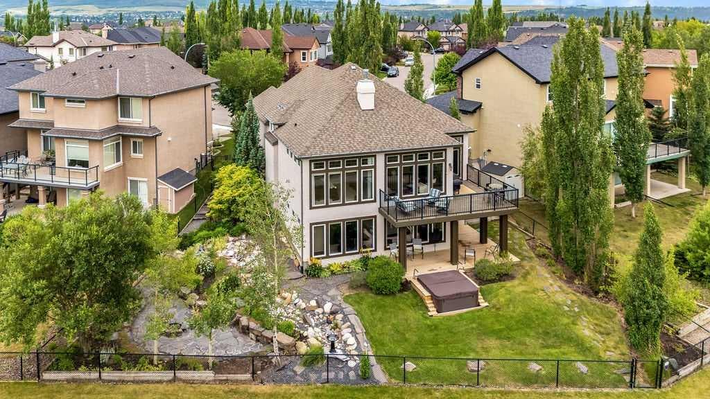 22 Tuscany Estates Crescent NW