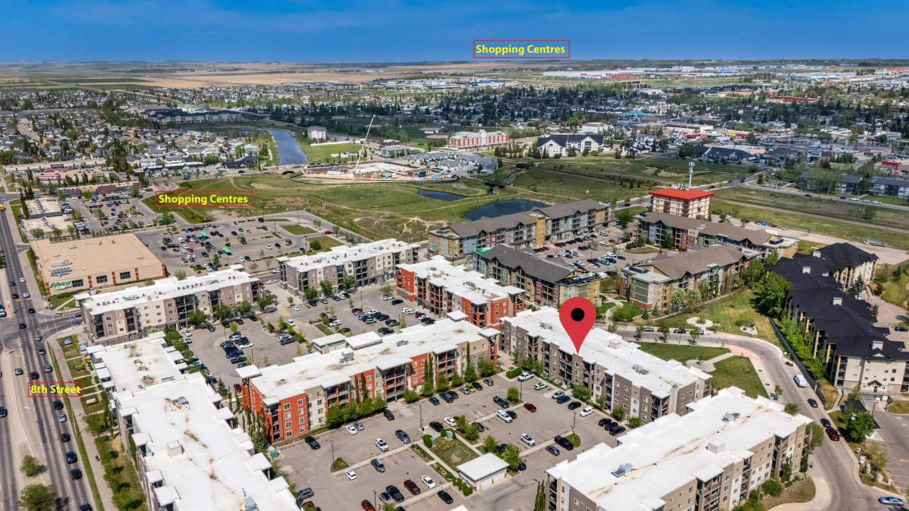 8112, 403 Mackenzie Way SW