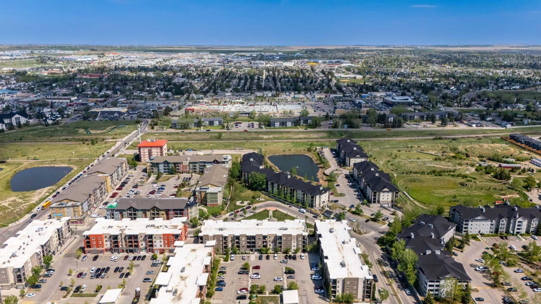 8112, 403 Mackenzie Way SW