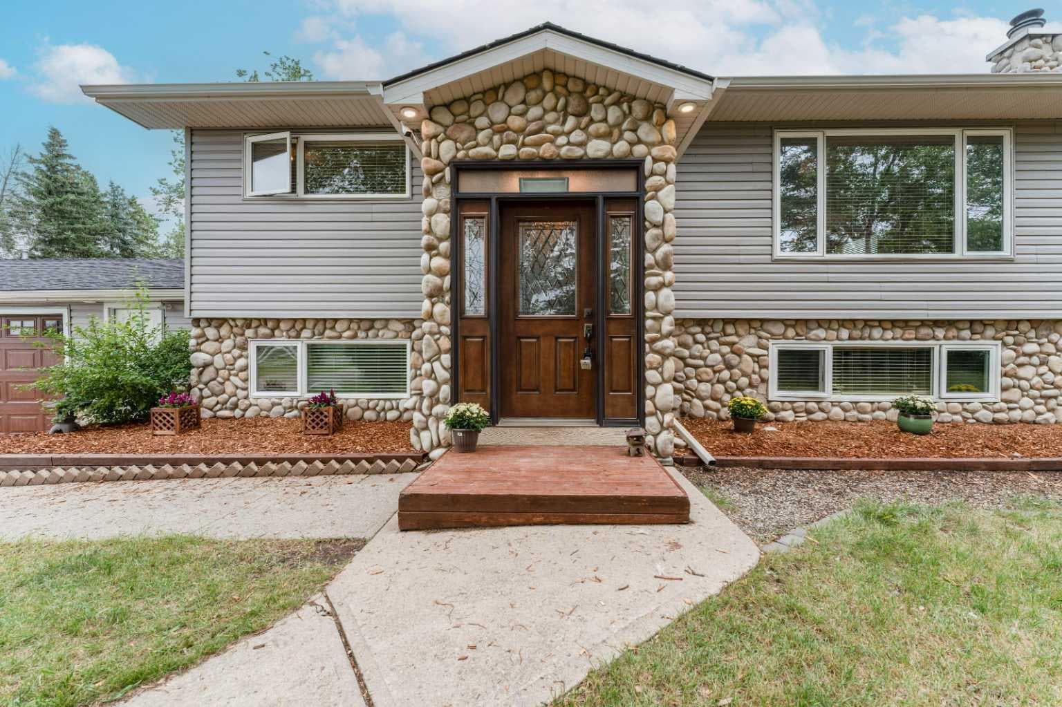 235084 Range Road 275A  