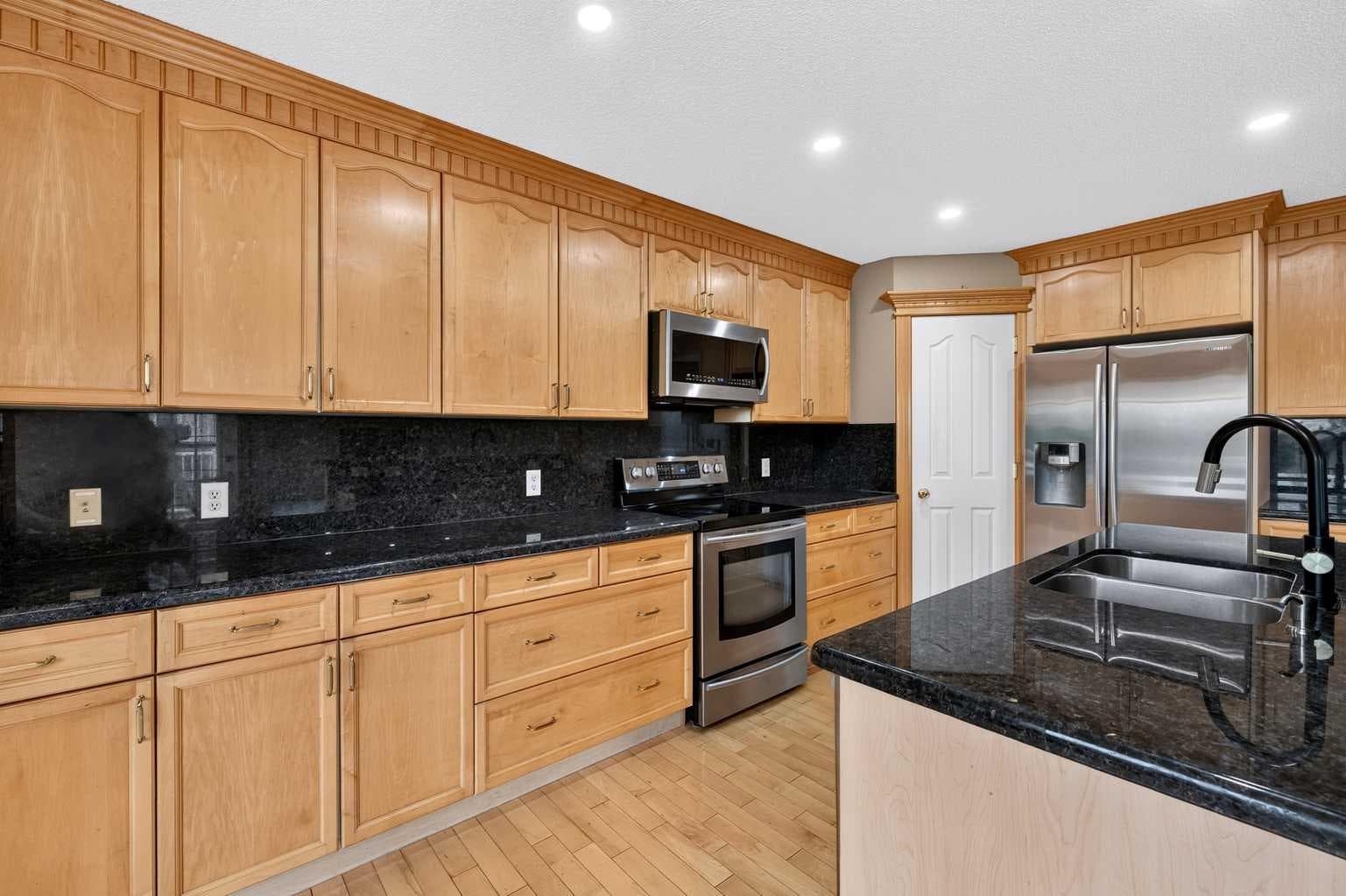 78 Hampstead View NW