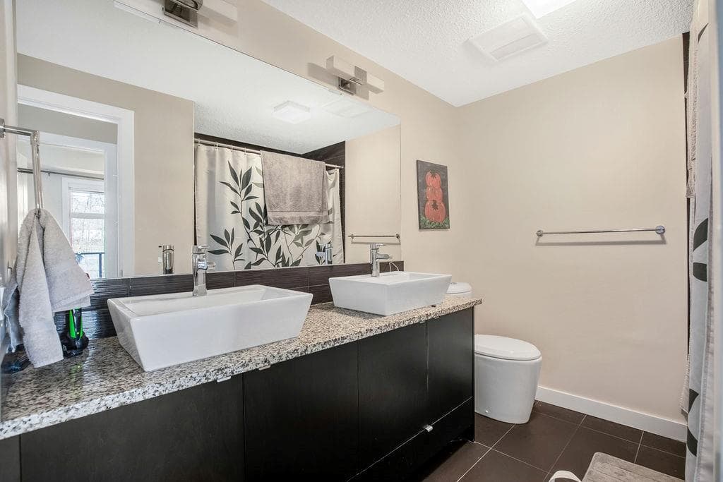 313, 25 Aspenmont Heights SW