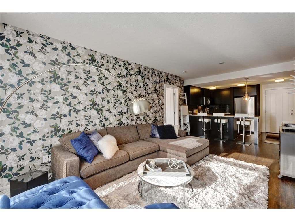 313, 25 Aspenmont Heights SW