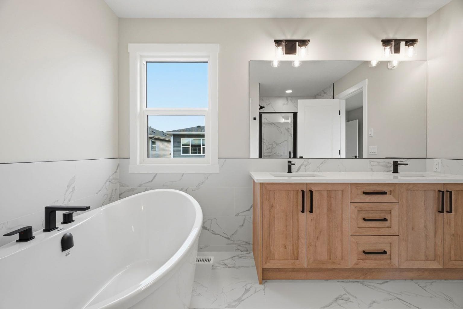 435 kinniburgh Loop 