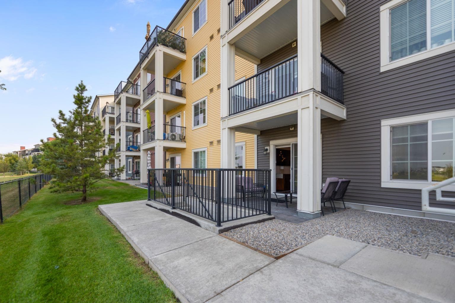 3108, 99 Copperstone Park SE